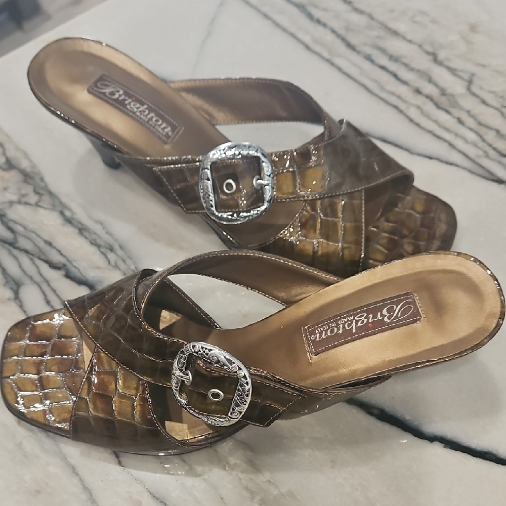 Brighton TRENDY Brown Croc-Embossed Mules with Silver Buckle